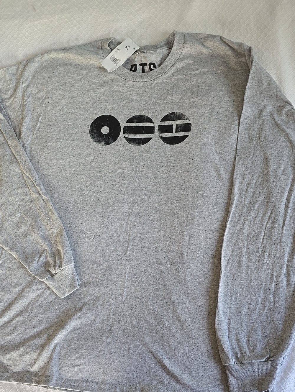 💥BTS ARIRANG Long Sleeve Shirt XL Gray Target Exclusive Unisex NWT